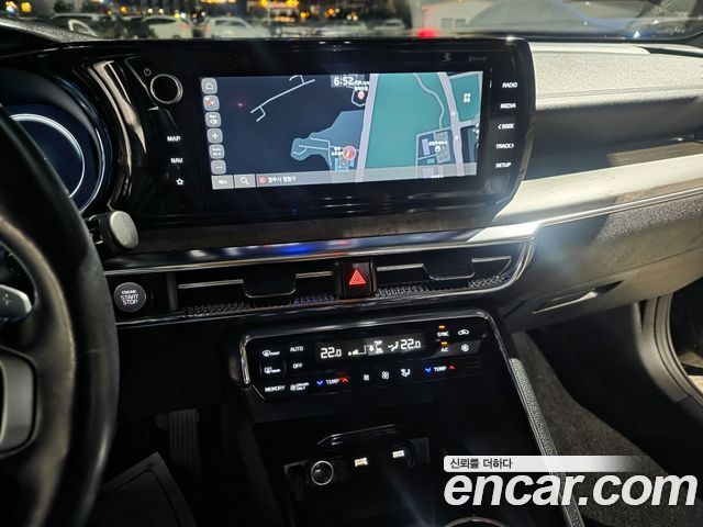 Kia K5 2022 — photo 16
