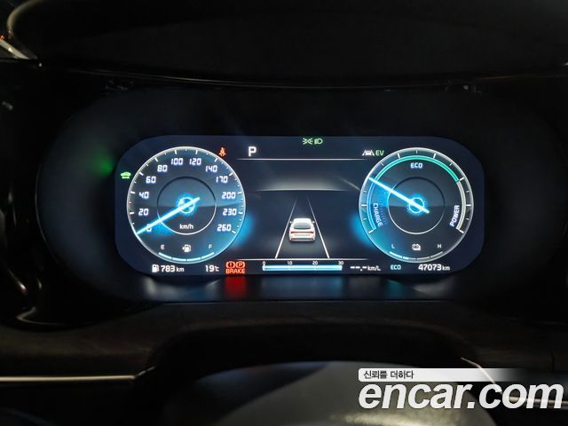 Kia K5 2022 — photo 18