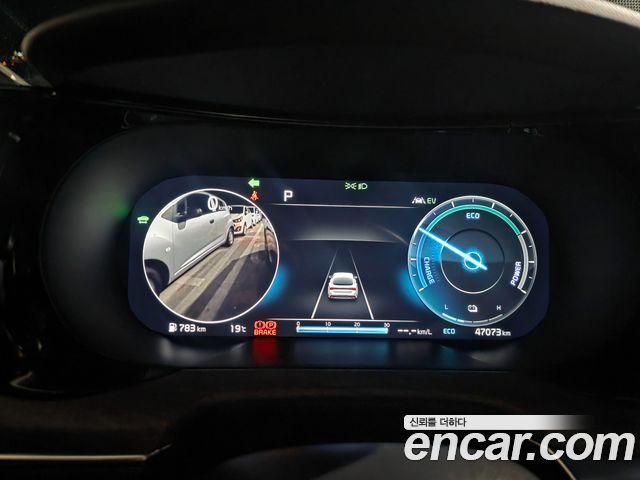 Kia K5 2022 — photo 19