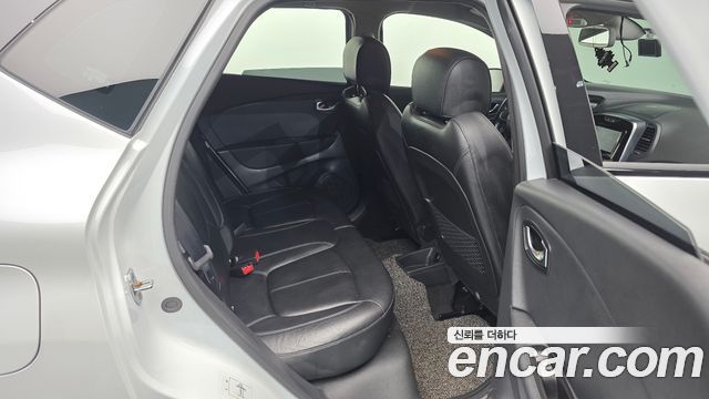 Renault Korea QM3 2019 — photo 16
