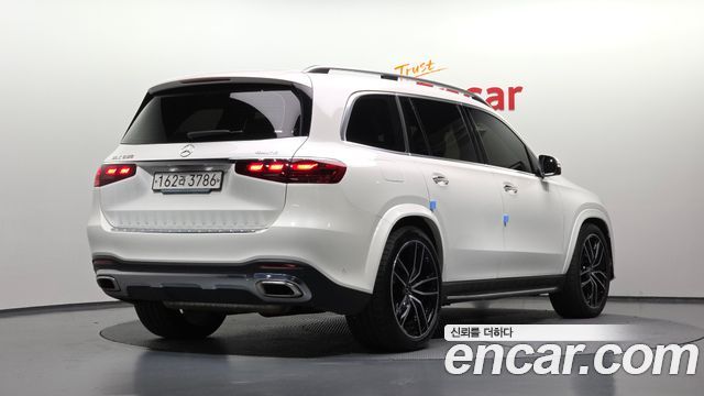 Mercedes-Benz GLS-Class 2024 — photo 2