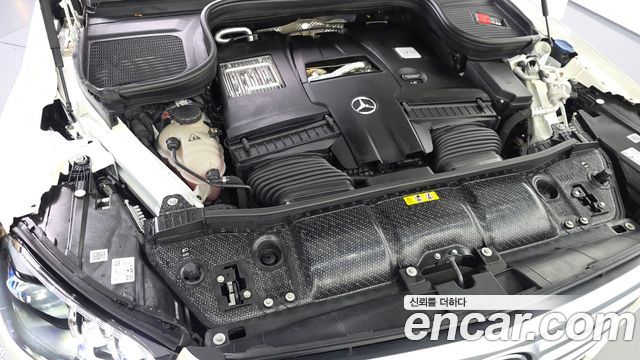 Mercedes-Benz GLS-Class 2024 — photo 6