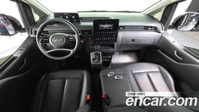 Hyundai Staria 2023 — photo 10