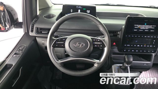 Hyundai Staria 2023 — photo 19