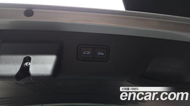 Hyundai Staria 2023 — photo 33