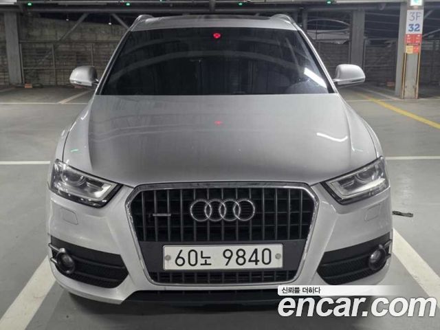 Audi Q3 2013 — photo 1