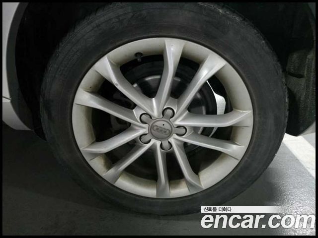 Audi Q3 2013 — photo 13