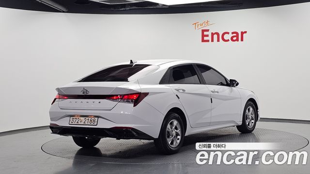Hyundai AVANTE 2021 — photo 2