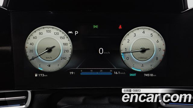 Hyundai AVANTE 2021 — photo 11