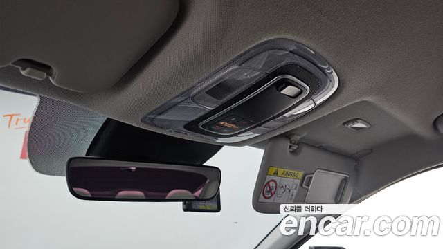 Hyundai AVANTE 2021 — photo 25