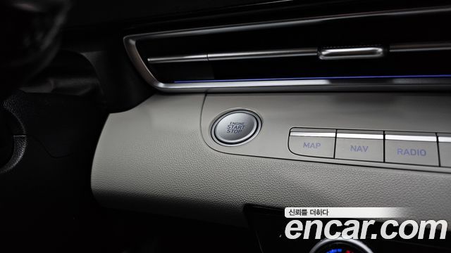 Hyundai AVANTE 2021 — photo 27