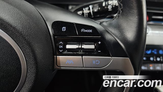Hyundai AVANTE 2021 — photo 30
