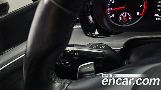 Kia K5 2023 — photo 31