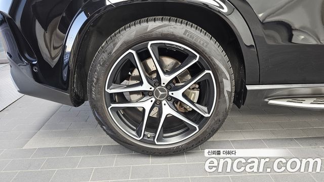 Mercedes-Benz GLE-Class 2021 — photo 5