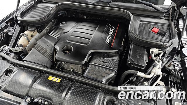 Mercedes-Benz GLE-Class 2021 — photo 6