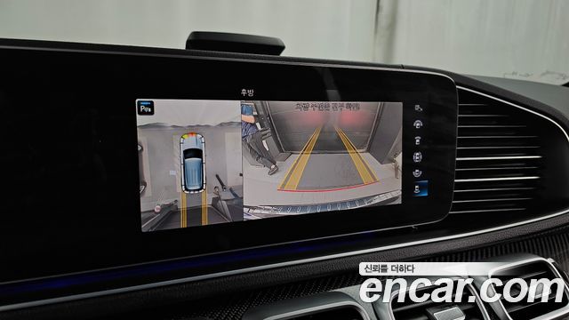 Mercedes-Benz GLE-Class 2021 — photo 21