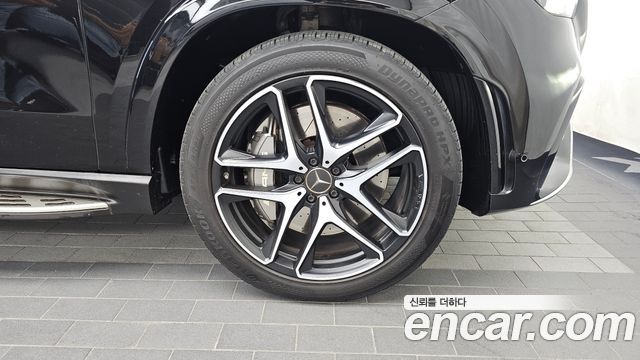 Mercedes-Benz GLE-Class 2021 — photo 7