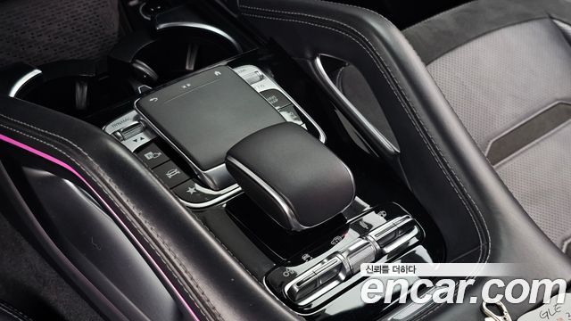 Mercedes-Benz GLE-Class 2021 — photo 28