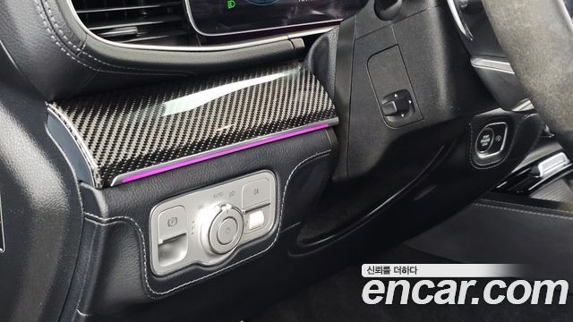 Mercedes-Benz GLE-Class 2021 — photo 36