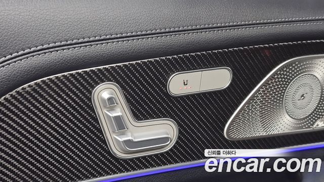 Mercedes-Benz GLE-Class 2021 — photo 37