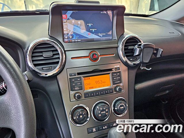 Kia Carens 2011 — photo 7
