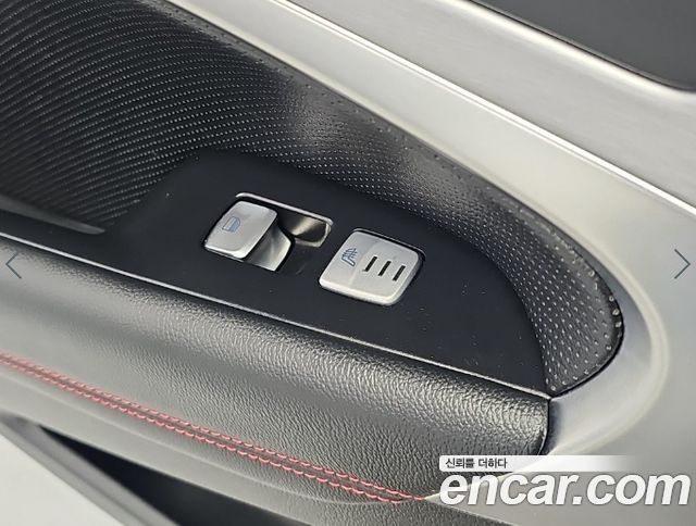 Genesis G70 2019 — photo 14