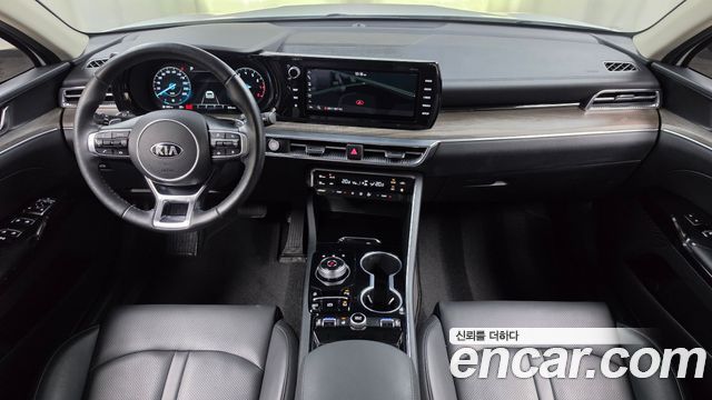 Kia K5 2021 — photo 10