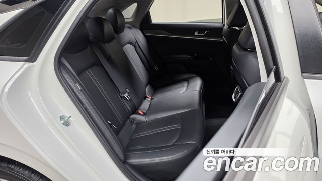 Kia K5 2021 — photo 18