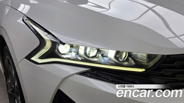 Kia K5 2021 — photo 8