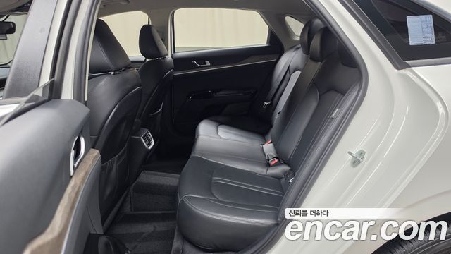 Kia K5 2021 — photo 16
