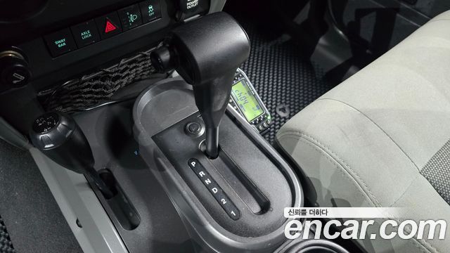 Jeep Wrangler 2010 — photo 9