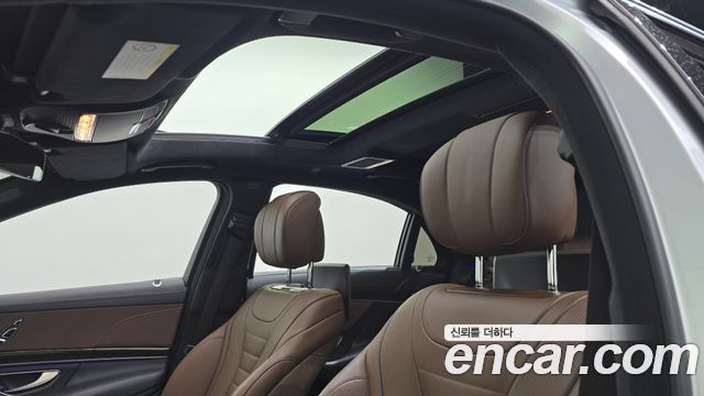 Mercedes-Benz S-Class 2018 — photo 16