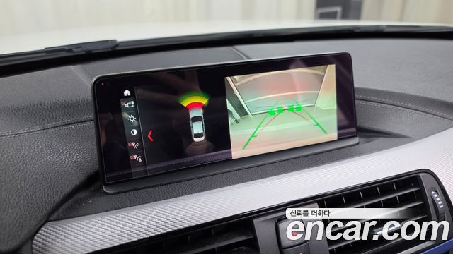 BMW 3-Series 2018 — photo 22