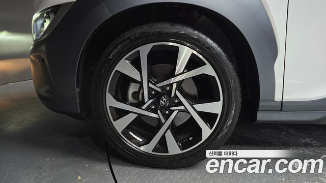 Hyundai Kona 2023 — photo 5