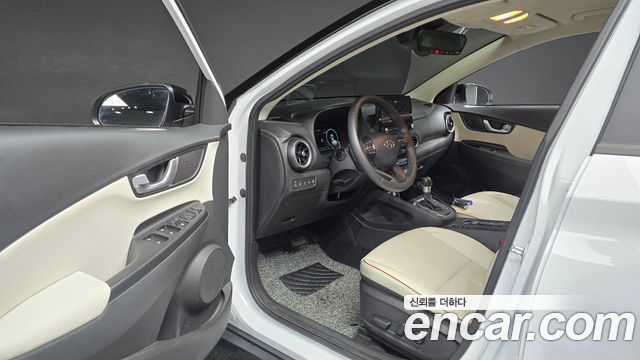 Hyundai Kona 2023 — photo 10