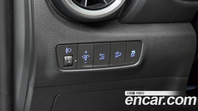 Hyundai Kona 2023 — photo 14