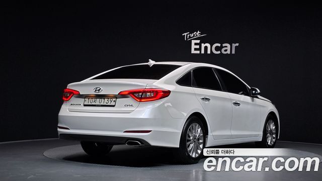 Hyundai Sonata 2017 — photo 2