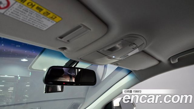 Hyundai Sonata 2017 — photo 22