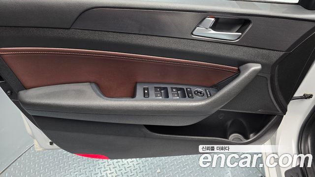 Hyundai Sonata 2017 — photo 14