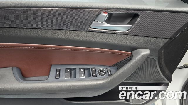 Hyundai Sonata 2017 — photo 27