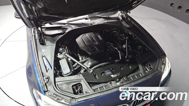 BMW 5-Series 2016 — photo 6