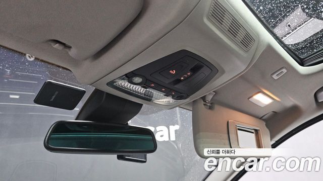 BMW 5-Series 2016 — photo 19