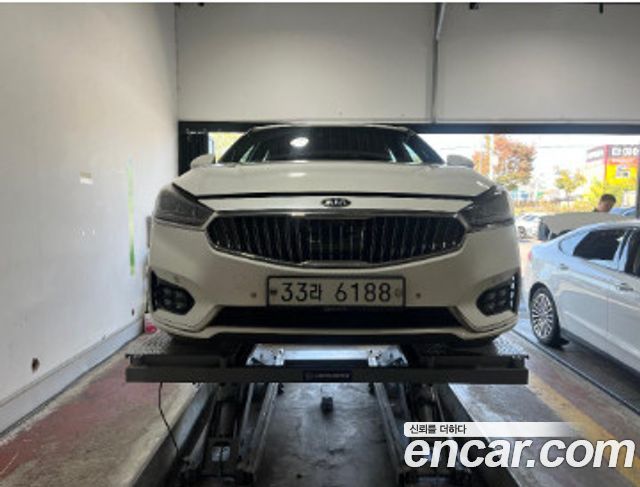 Kia K7 2018 — photo 1