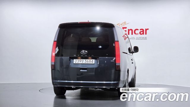 Hyundai Staria 2024 — photo 4