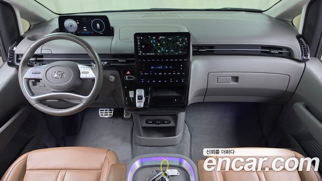 Hyundai Staria 2024 — photo 7