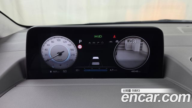 Hyundai Staria 2024 — photo 8