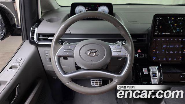 Hyundai Staria 2024 — photo 13