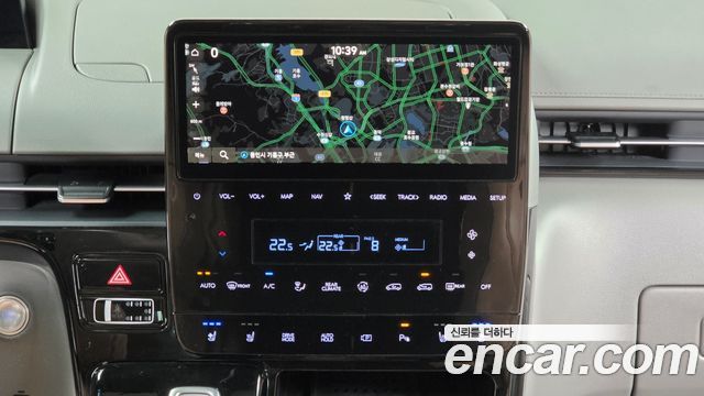 Hyundai Staria 2024 — photo 15