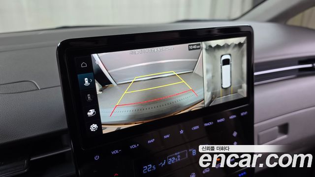 Hyundai Staria 2024 — photo 16