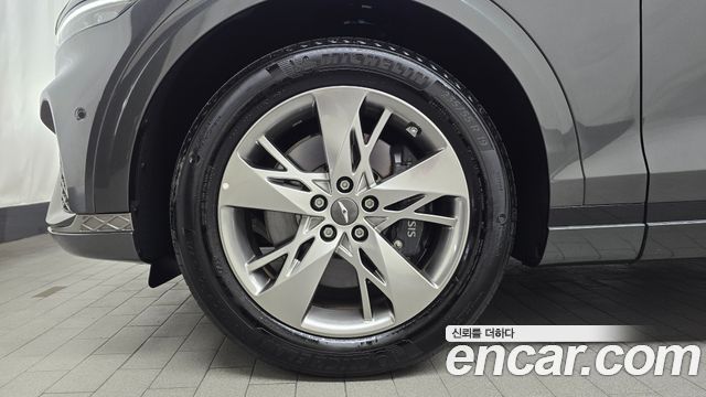 Genesis GV70 2023 — photo 5